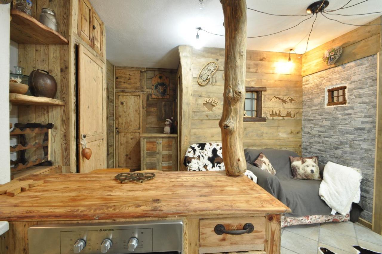 Magnifica tavernetta di la Thuile Esterno foto
